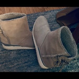 Cole Haan Studio Grand water proof rain boots sz9